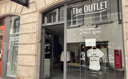 MT THE OUTLET 0922 6 copie