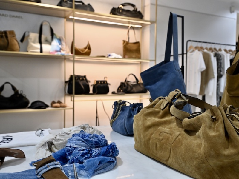 PHOTOS GERARD DAREL 0520251